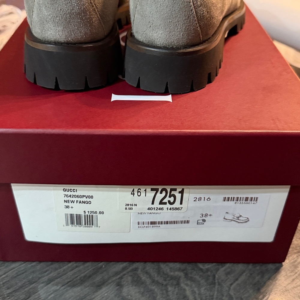 Rare 2024 model Women Suede Ankle Boots with Horsebit - Picture 7 of 7